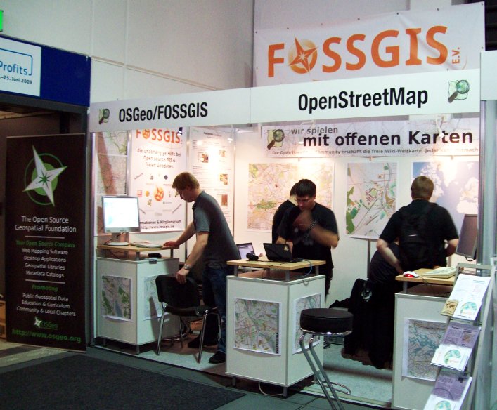 FOSSGI Linuxtag 2009.jpg